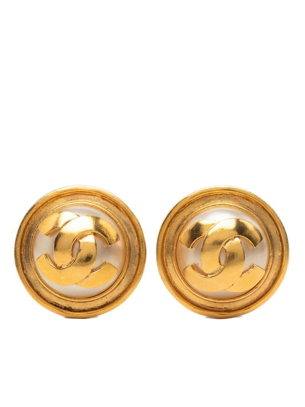 Chanel Cc Logo Round Clip-On Earrings #346845C73B